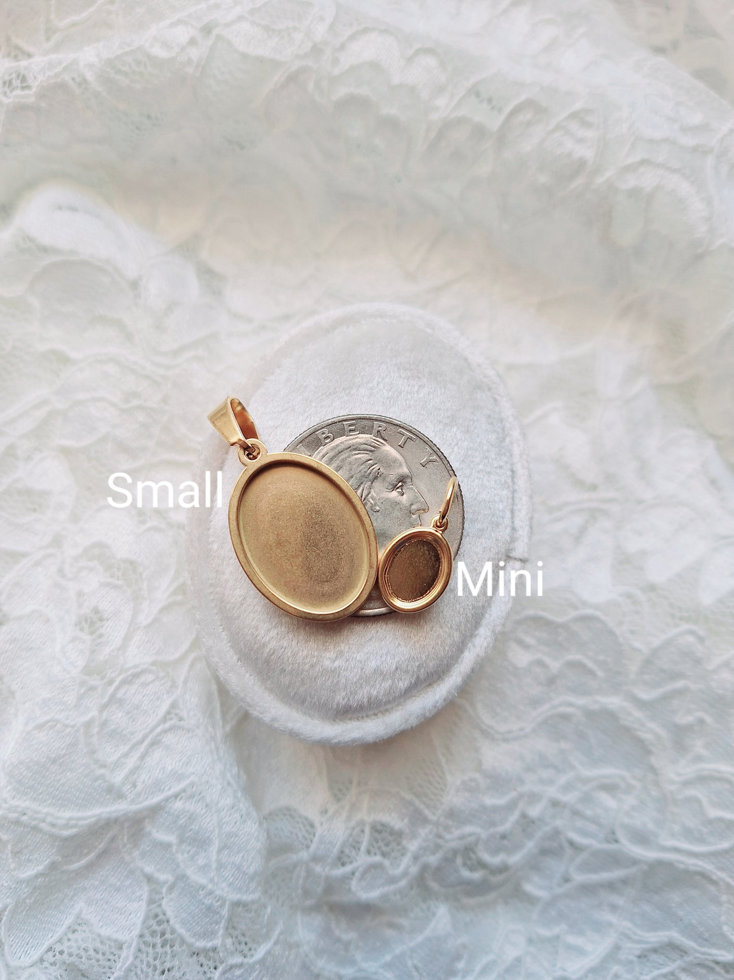 Oval and Teardrop Necklaces