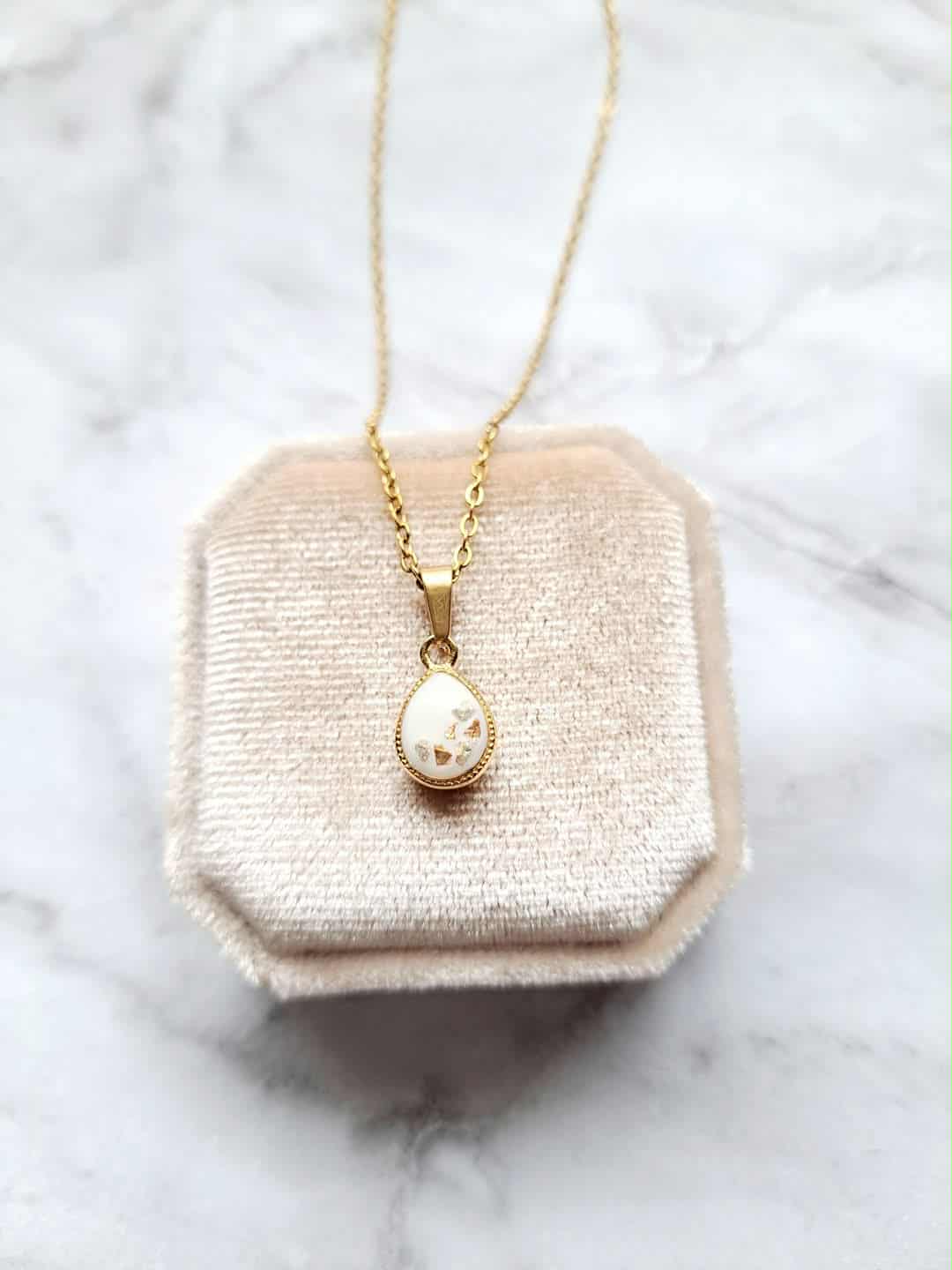 Oval and Teardrop Necklaces